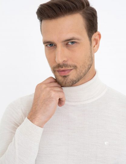پلیور مردانه یقه اسکی بژ کاشارل