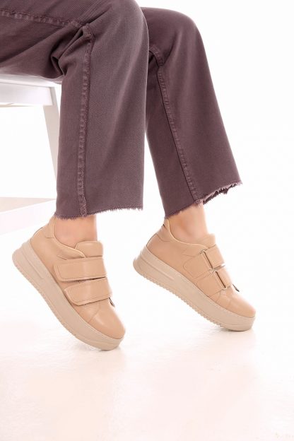 کفش کتانی زنانه بژ Z00011600066