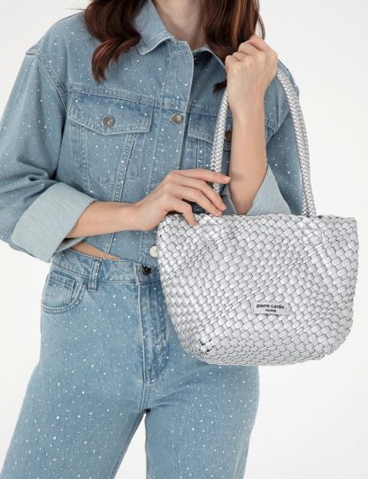 کیف دوشی زنانه نقره ای پیرکاردین