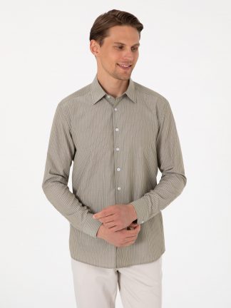 پیراهن مردانه سبز پیرکاردین