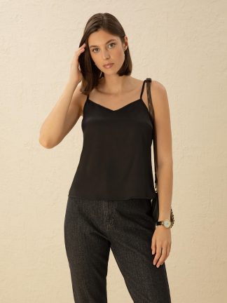 بلوز زنانه مشکی پیرکاردین