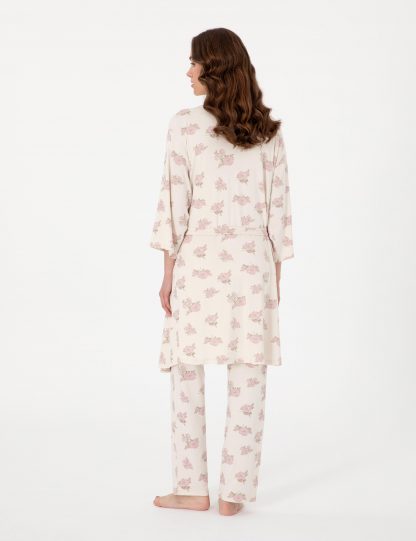 لباس خواب و لانژره زنانه کرم پیرکاردین