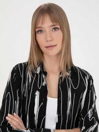 شومیز زنانه مشکی پیرکاردین