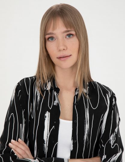 شومیز زنانه مشکی پیرکاردین