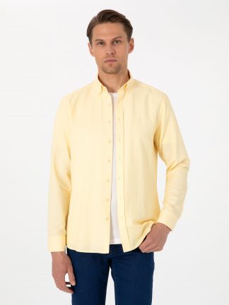 پیراهن مردانه زرد پیرکاردین