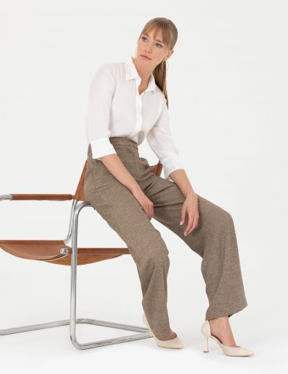 شلوار پارچه ای زنانه شتری پیرکاردین