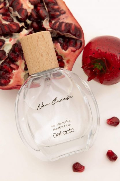 عطر زنانه قرمز دفکتو
