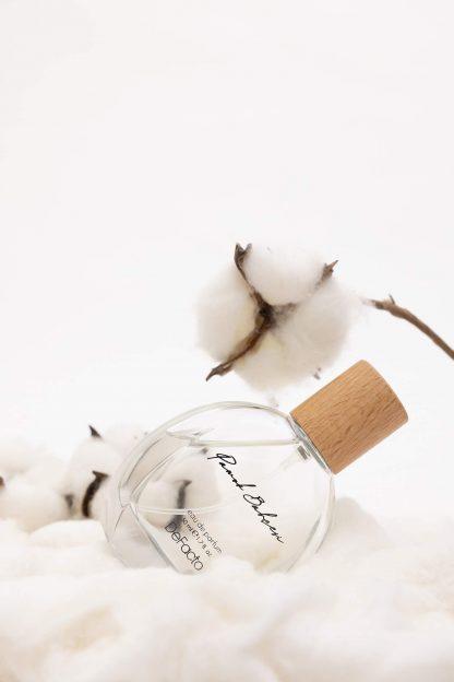 عطر زنانه سفید دفکتو