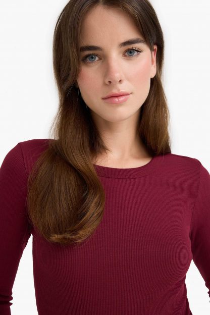 تیشرت زنانه زرشکی دفکتو