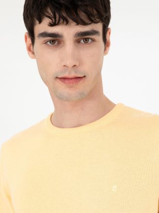 پلیور مردانه زرد روشن پیرکاردین