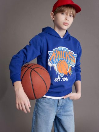 هودی پسرانه دفکتو