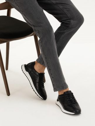 کفش کتانی و اسپرت مردانه مشکی کاشارل