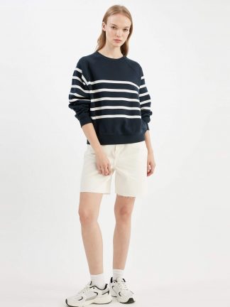 سویشرت زنانه سرمه ای دفکتو