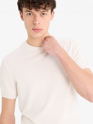 تی شرت مردانه سفید دفکتو