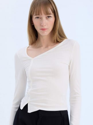 تی‌شرت آستین بلند زنانه بژ دفکتو