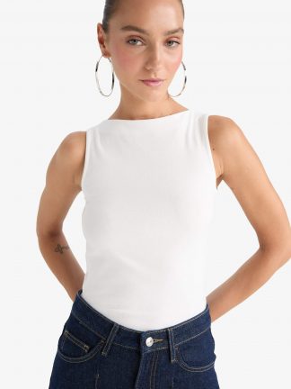 تاپ زنانه بژ دفکتو