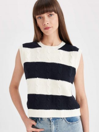 جلیقه زنانه بژ دفکتو تصویر ۱