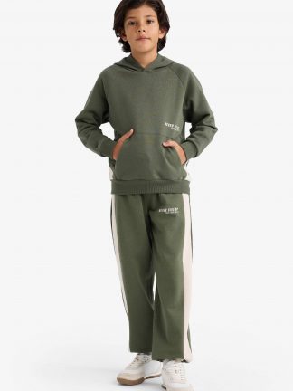 شلوار راحتی پسرانه خاکی دفکتو تصویر ۱