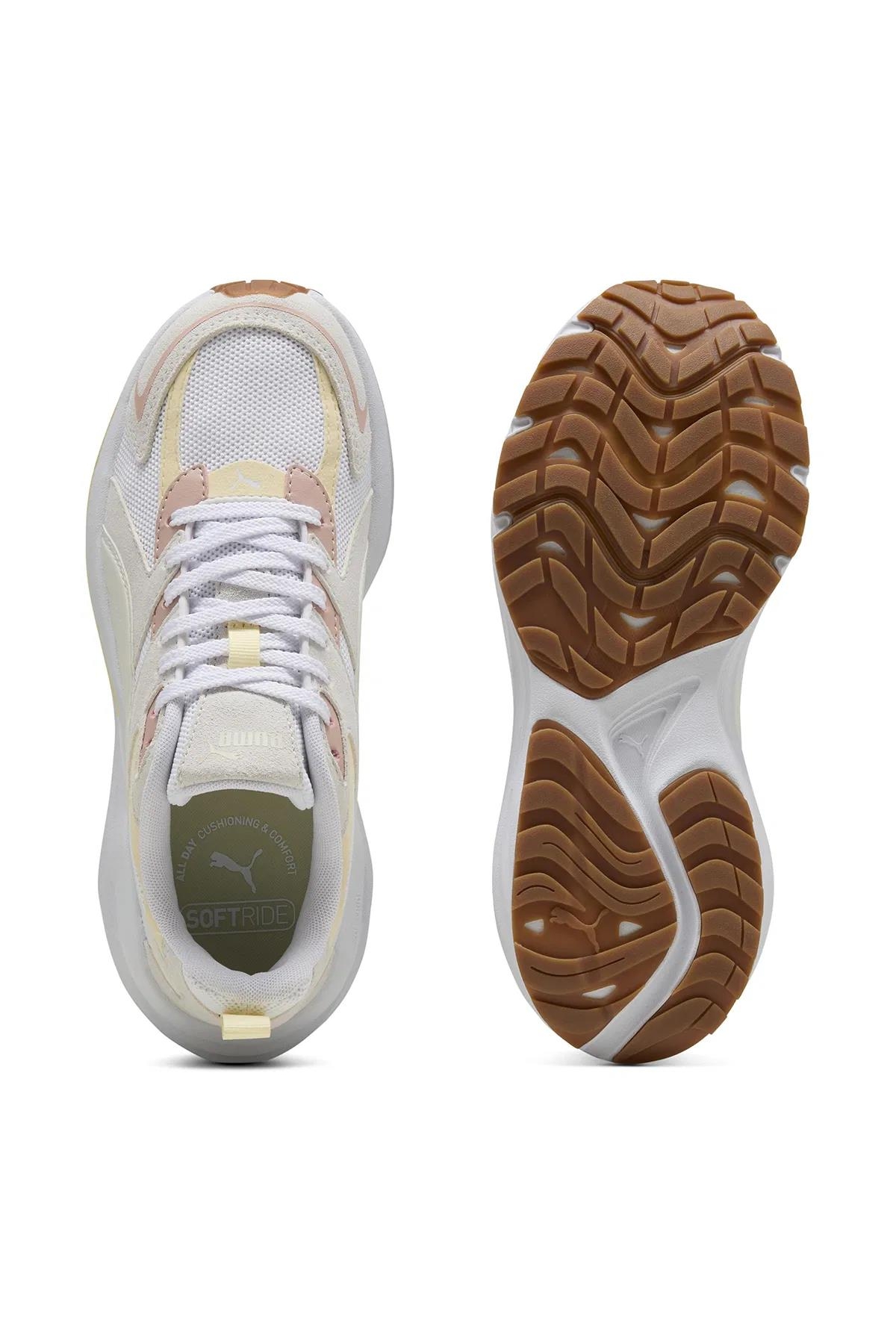 کفش کتانی اسپرت زنانه پوما مدل ترکیبی سفید و کرم با جزئیات پاستلی تصویر ۴